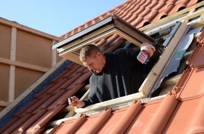 Pose de fenêtres de toit Velux à Manerbe